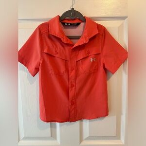 Boy’s Under Armour Short Sleeve Shirt sz 5